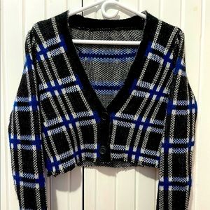 Cropped long-sleeve top